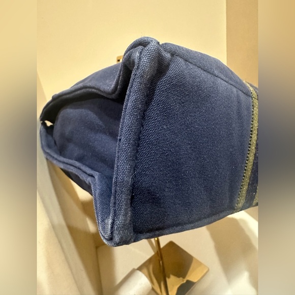 Hermès
Toile Fourre-Tout MM - Picture 3 of 15